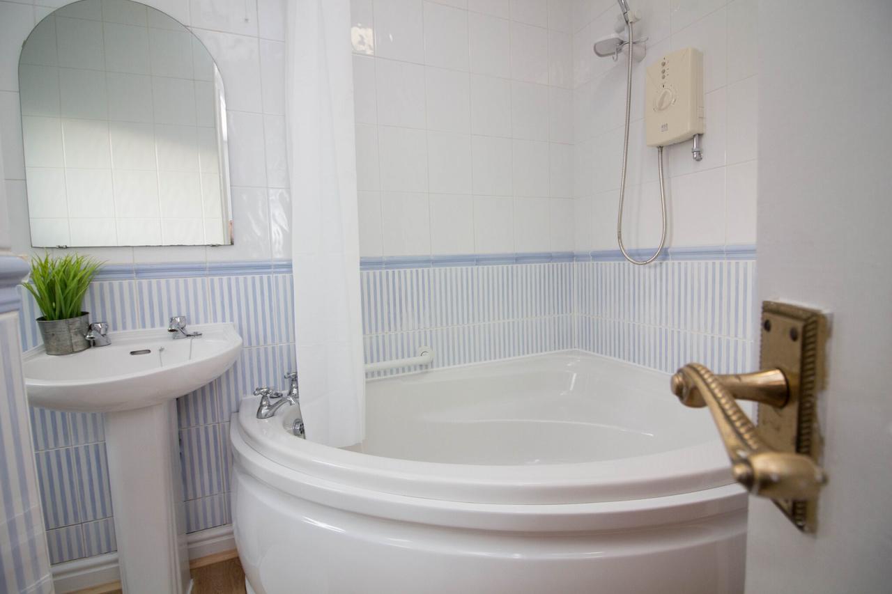 Lovely Sea Front House In Cleethorpes - Sleeps 6 Exterior photo
