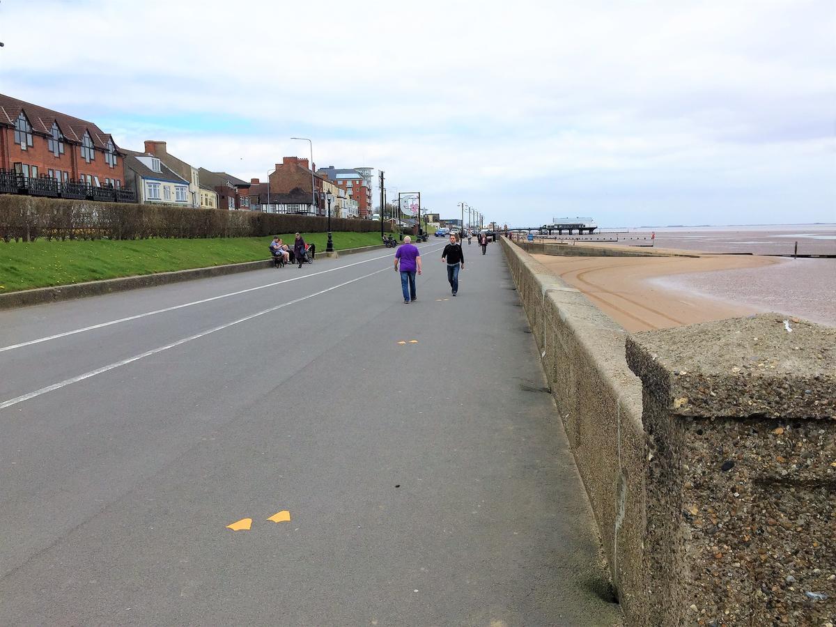 Lovely Sea Front House In Cleethorpes - Sleeps 6 Exterior photo